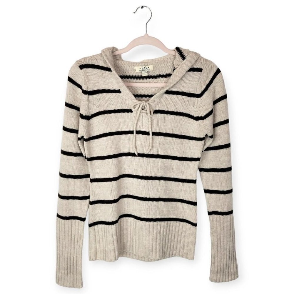 Lei Y2k 2000s Tan And Brown Striped Tie Neckline Sweater Hoodie